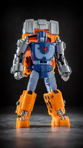 Desktop Replica Epoxy Resin Iron Factory IF-EX58 Hometown Watcher Action Figure