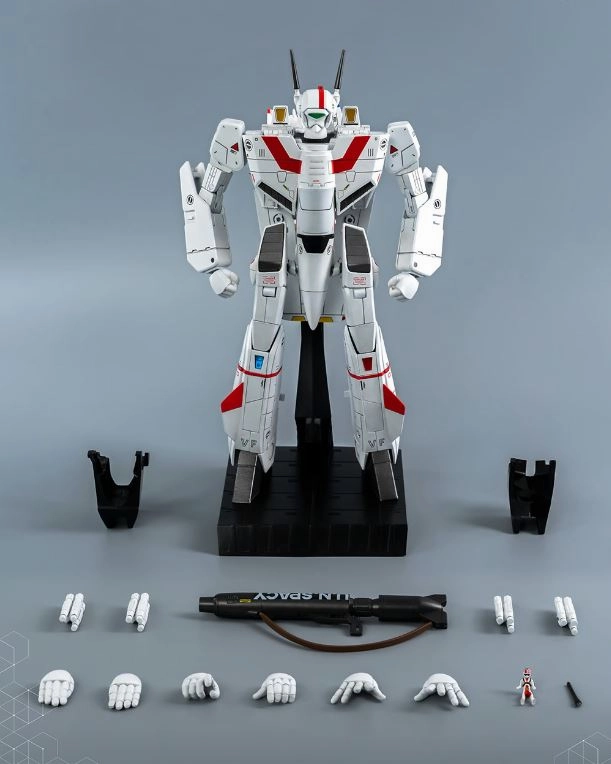 ThreeZero Robotech Macross ROBO-DOU VF-1J Veritech (Rick Hunter) Action Figure Personalized Card Global Phenomenon