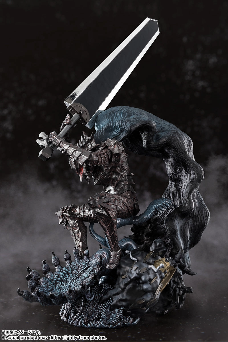 Figuarts Zero Touche Metallique Guts (Berserker Armor) Statue Magic Creature Weather Pattern