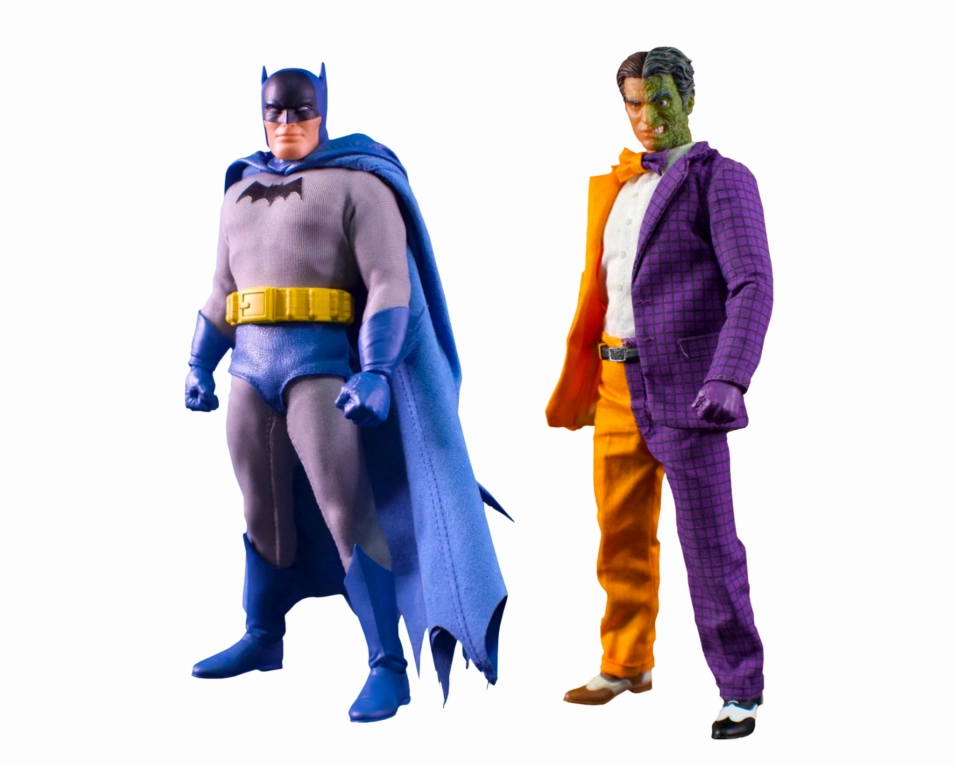 Mezco Toyz ONE:12 Collective: Golden Age Batman vs. Two-Face Exclusive Boxed Set Action Figure Anime Statue Amateur Hobby