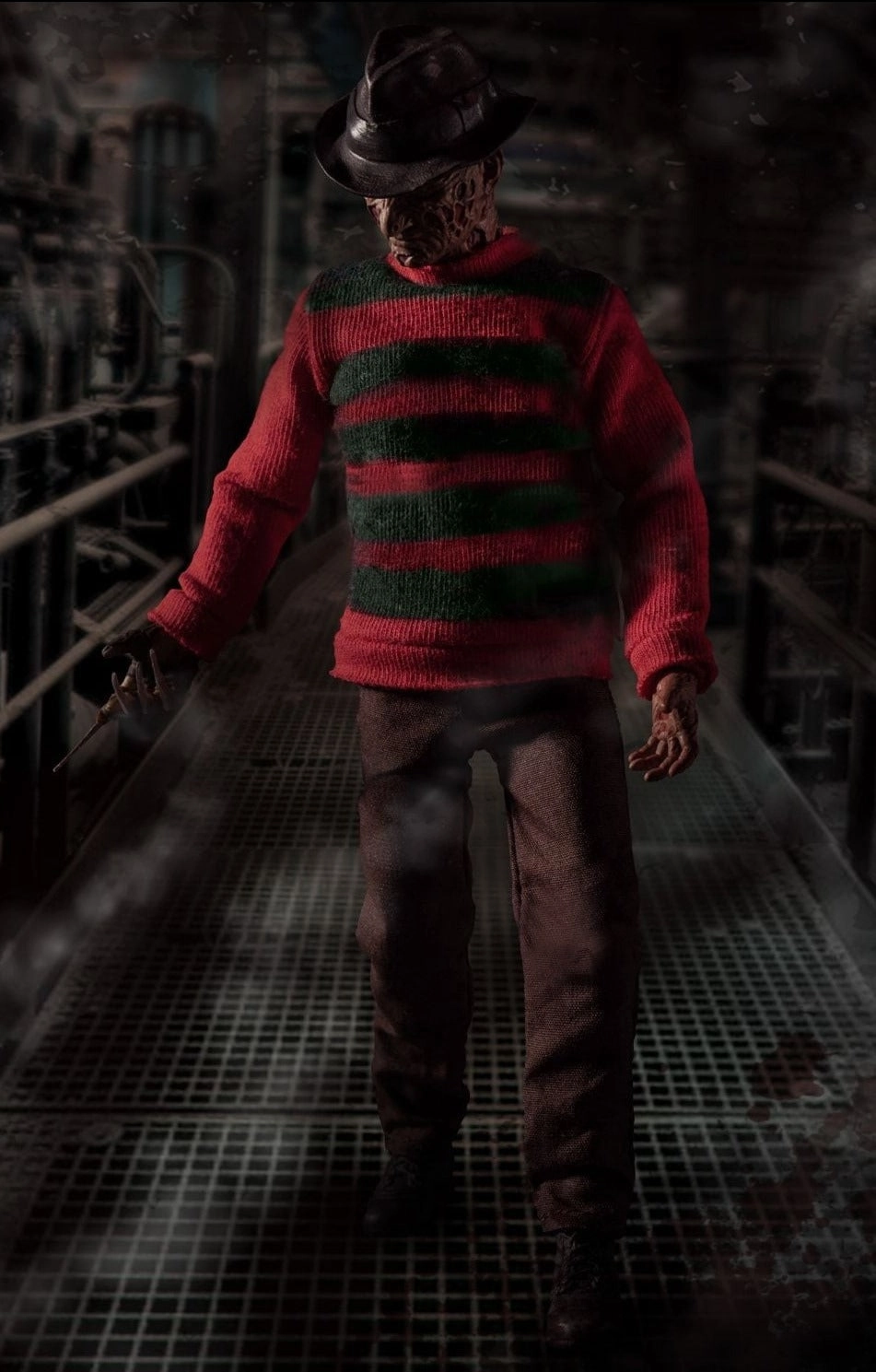 Mezco Toyz ONE:12 Collective: A Nightmare on Elm Street: Freddy Krueger Action Figure Generational Gift Pop Culture