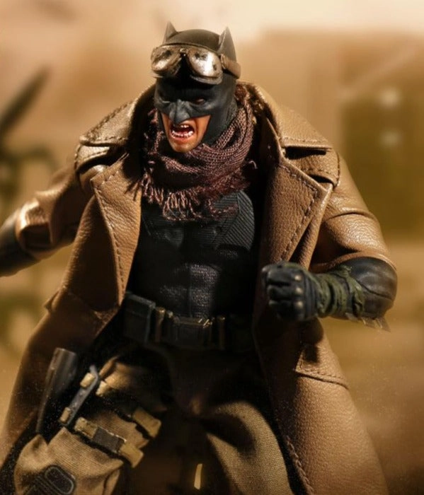 Superhero Model PVC Figure Mezco Toyz ONE:12 Collective: Knightmare Batman Action Figure