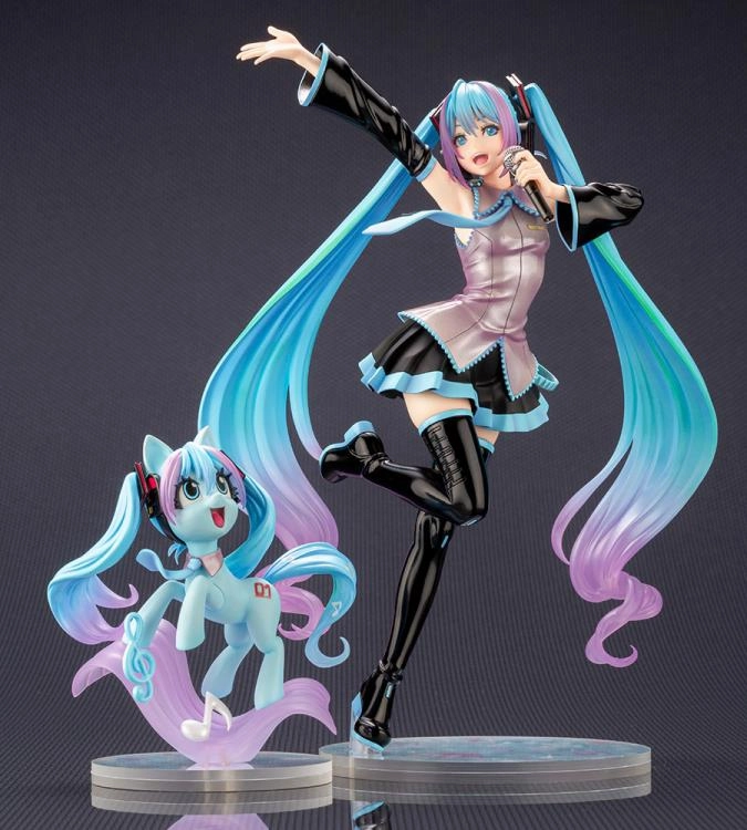 Collectible Showcase Kotobukiya Bishoujo Vocaloid Hatsune Miku (Feat. My Little Pony) Statue Figure