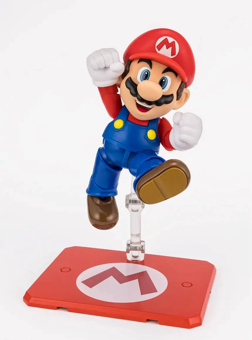 Snow Fun S.H. Figuarts Super Mario Action Figure