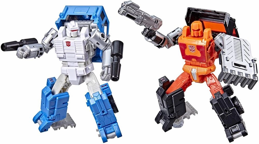 Transformers Generations War For Cybertron Golden Disk Collection Deluxe Autobot Puffer and Road Ranger Action Figure Exclusive 2-Pack Vintage Figure