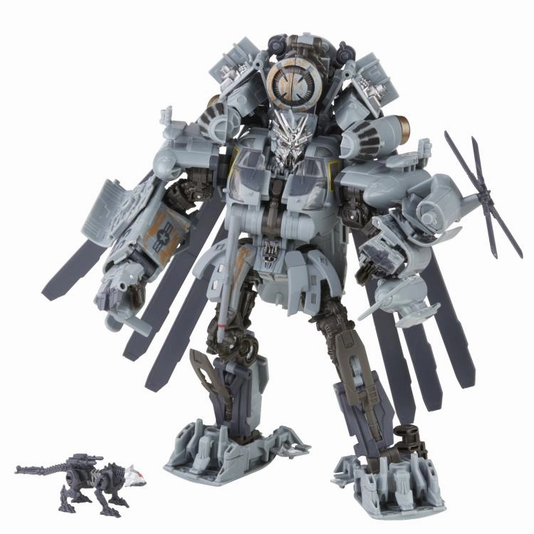 Console Game Sci-Fi Model Transformers Generations Studio Series #73 Leader Grindor and Ravage Action Figure